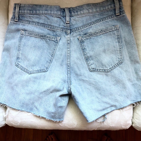 Gap light distressed jean cut off shorts 26 - Picture 3 of 3